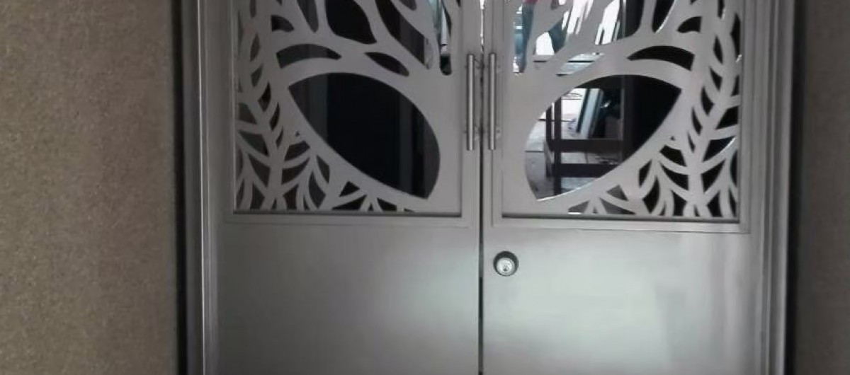 ประตูบ้านคุณเต็ด